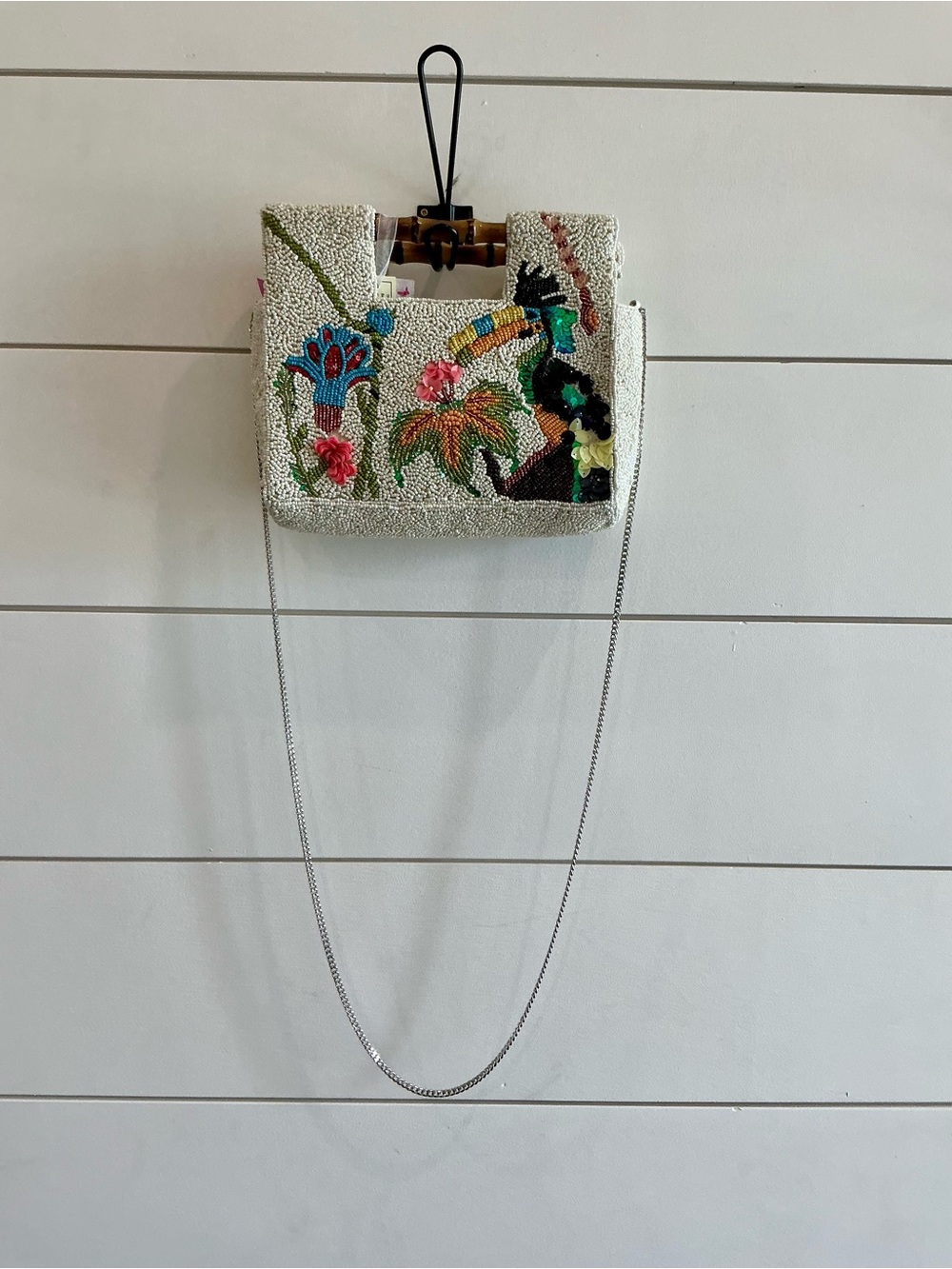VIRAL Handmade Beaded Bag with Tropical Motif